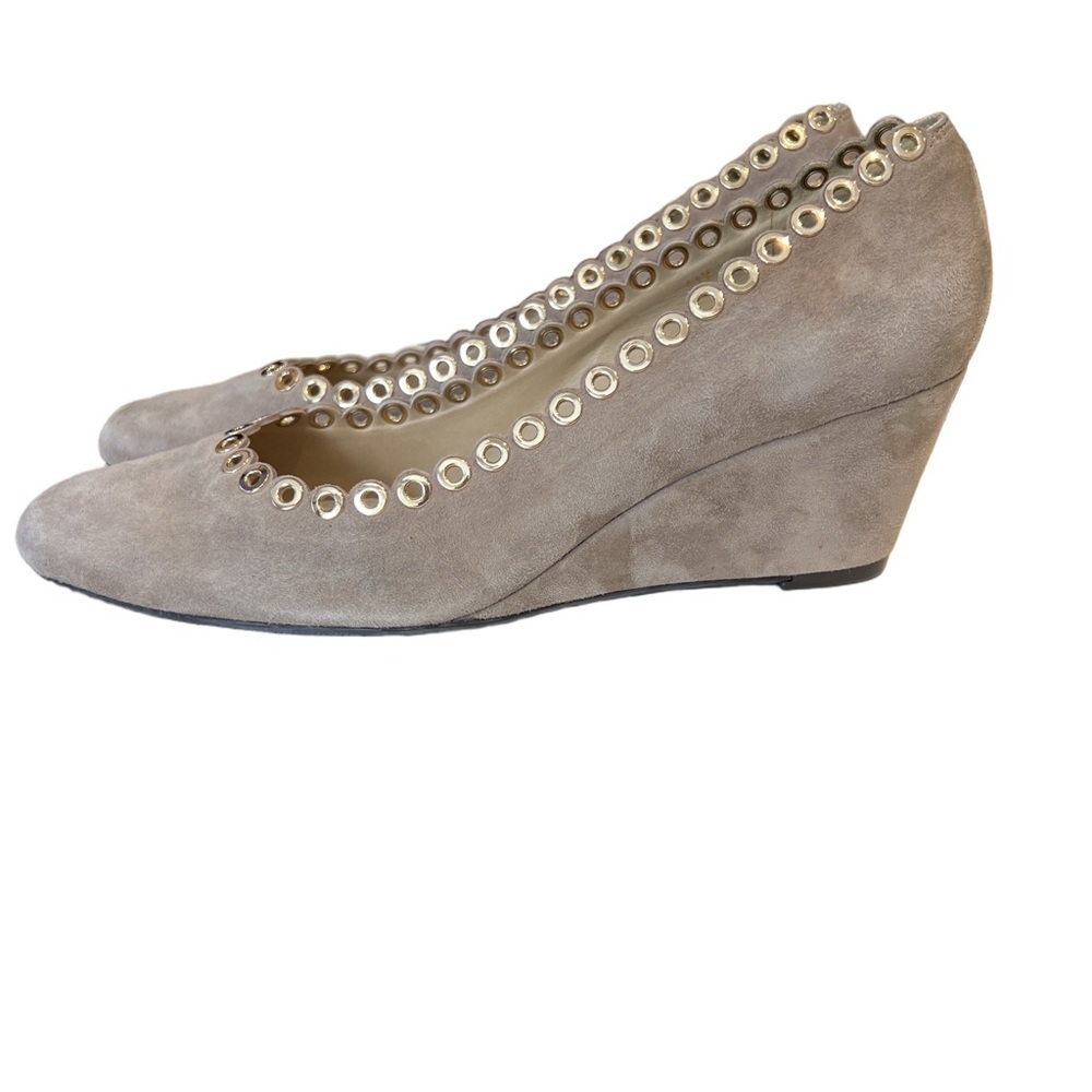 VAN ELI Deana Beige Suede Wedge pumps - Picture 2 of 6